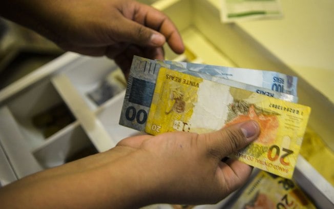 Dia D: Mutirão do Desenrola Brasil renegocia R$ 433 milhões em um dia