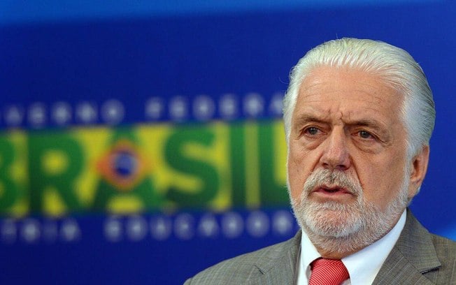 Senador do PT vota a favor da PEC que limita o STF; veja outros votos